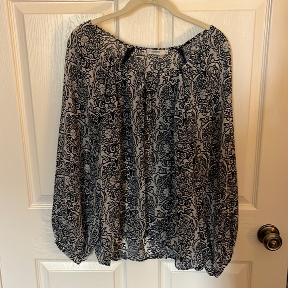 Ricki’s navy & off white long sleeve blouse